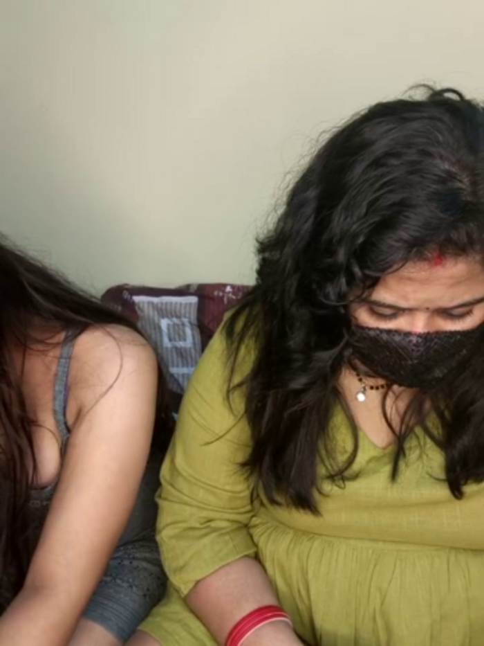 Indian_hotmilfs
