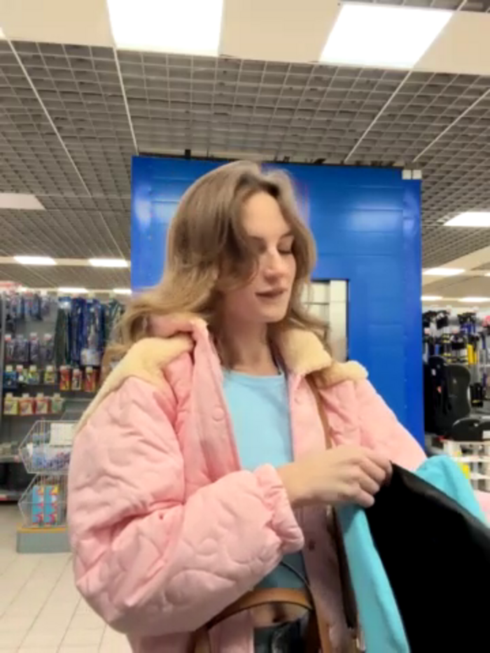 -AngelAri-