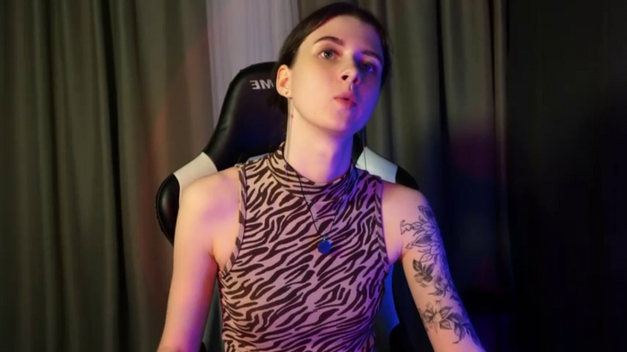 MollyModel16