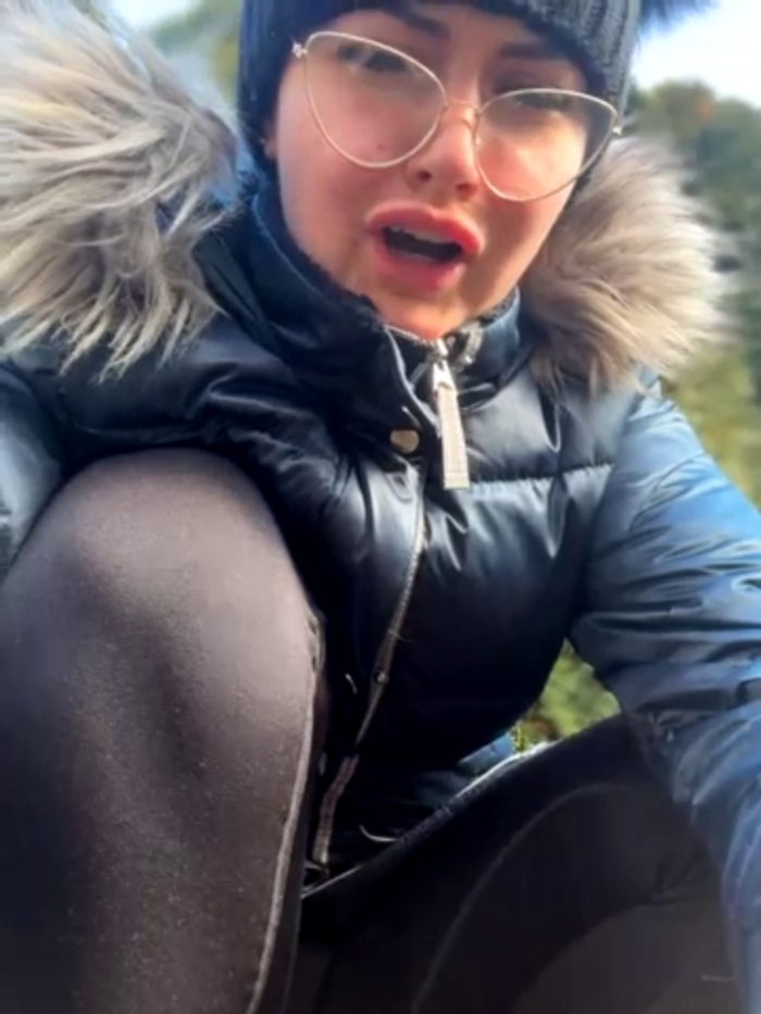 Young_hot_mom