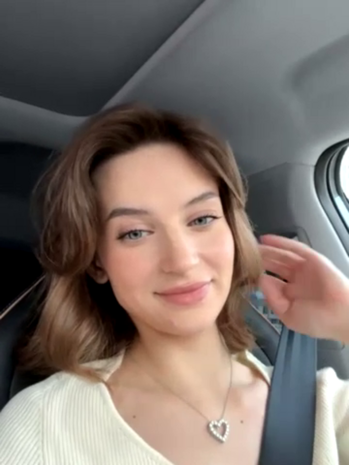 -AngelAri-