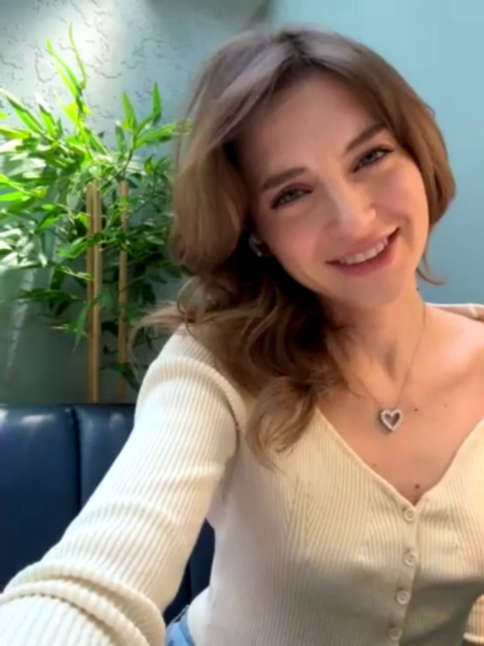 -AngelAri-