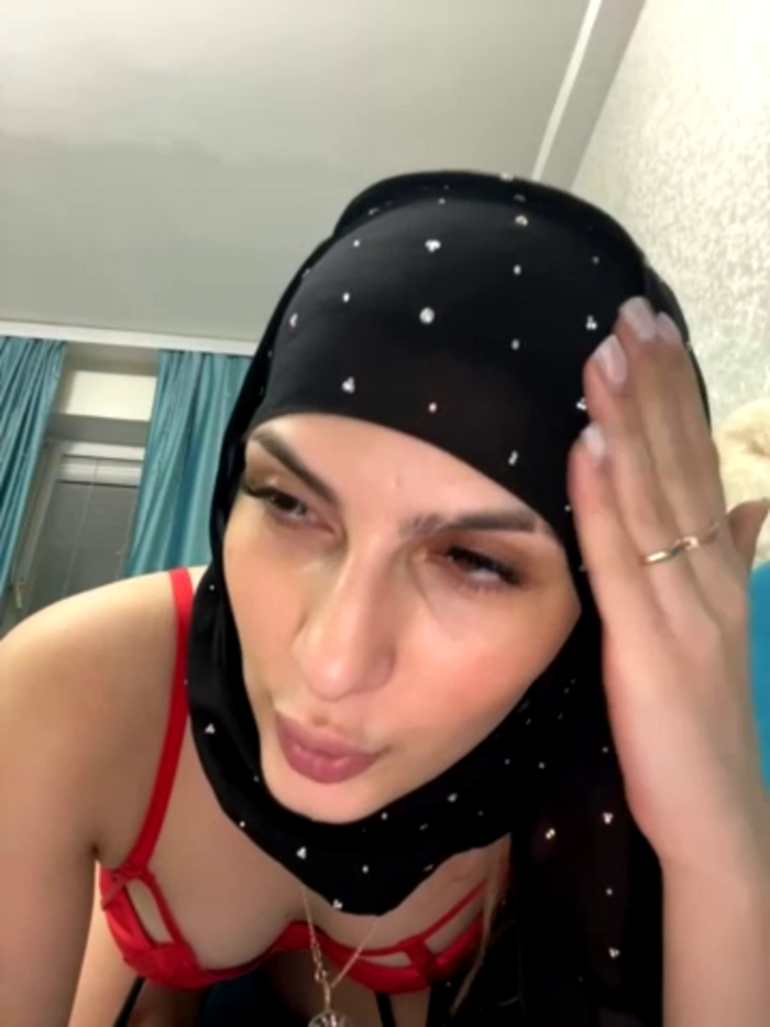 GumusGuray