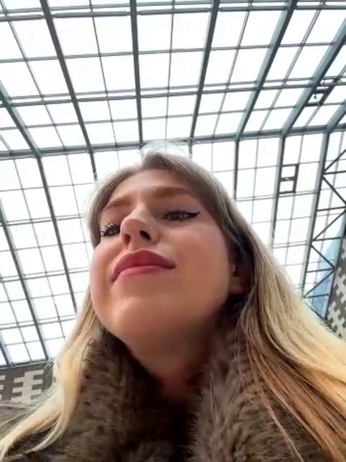 Kira_Miu