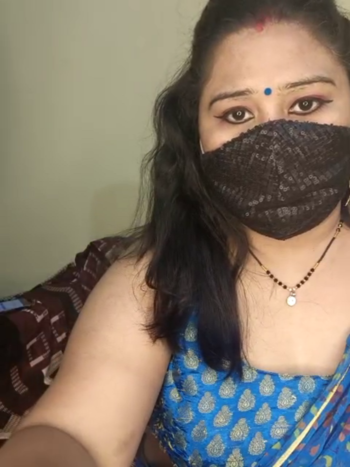 Indian_hotmilfs
