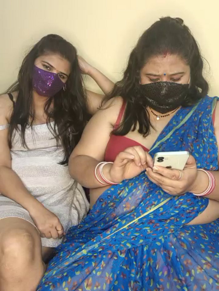 Indian_hotmilfs