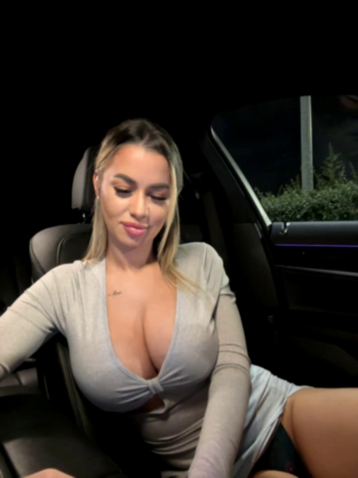 KirstieVegas