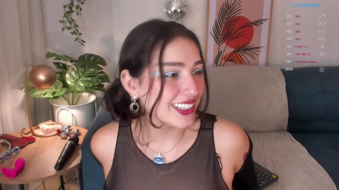 freya_bella_