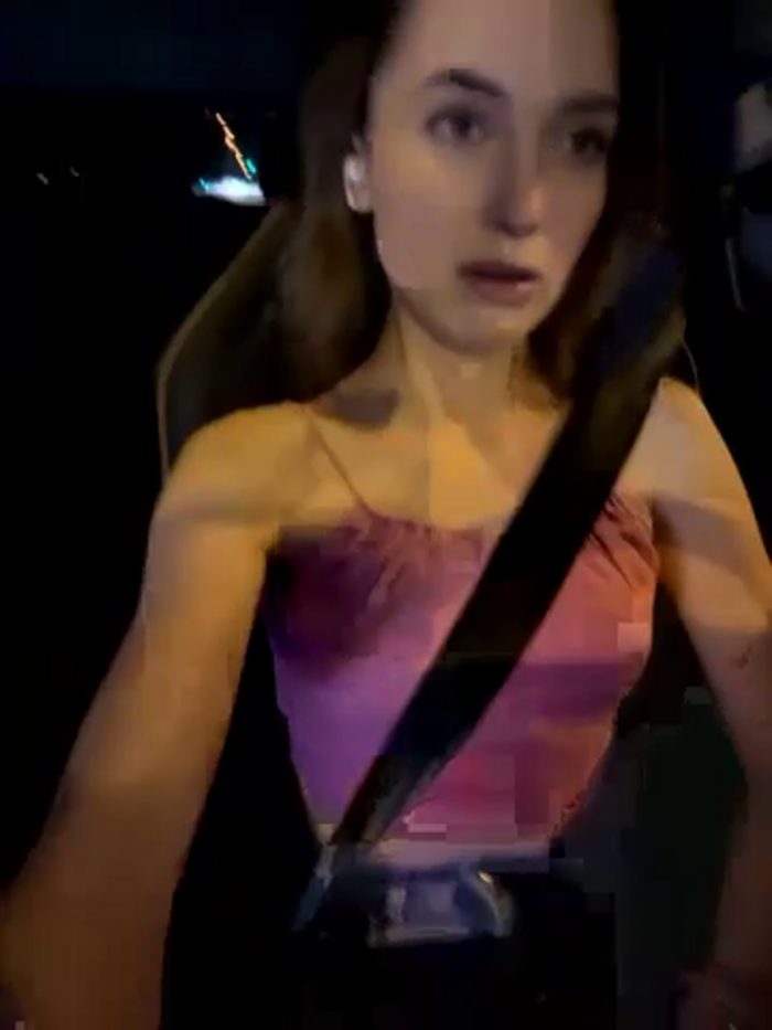 -AngelAri-