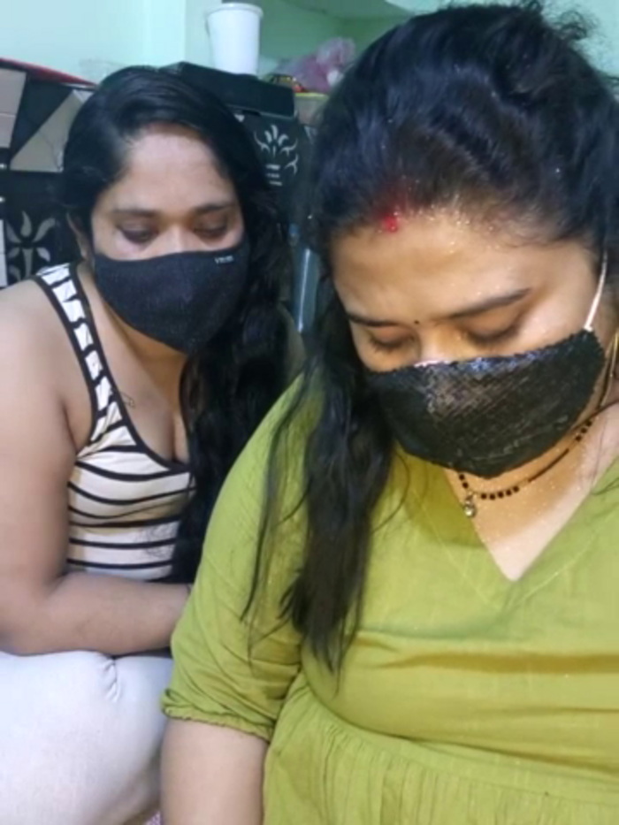Indian_hotmilfs