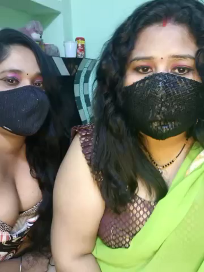 Indian_hotmilfs