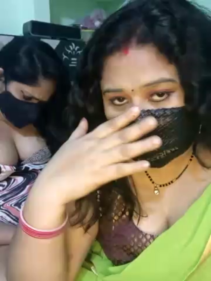 Indian_hotmilfs