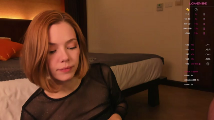 Liv_coy