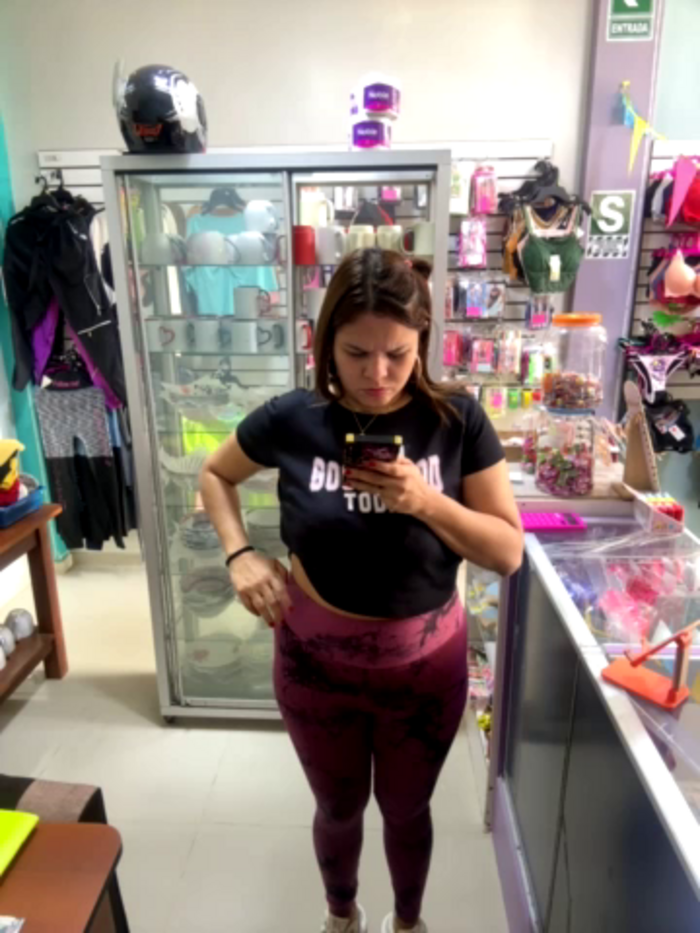 BUSTY-STORE-LAROSALIA1XXX