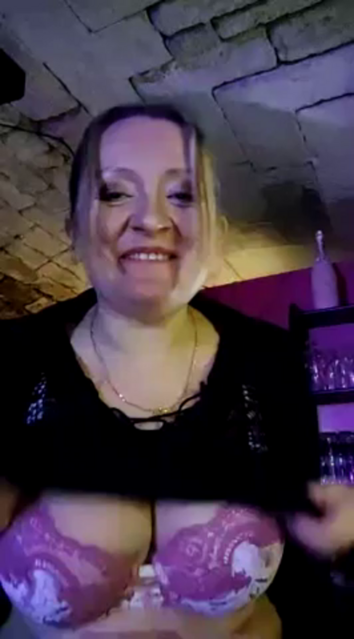 lady_charlyne