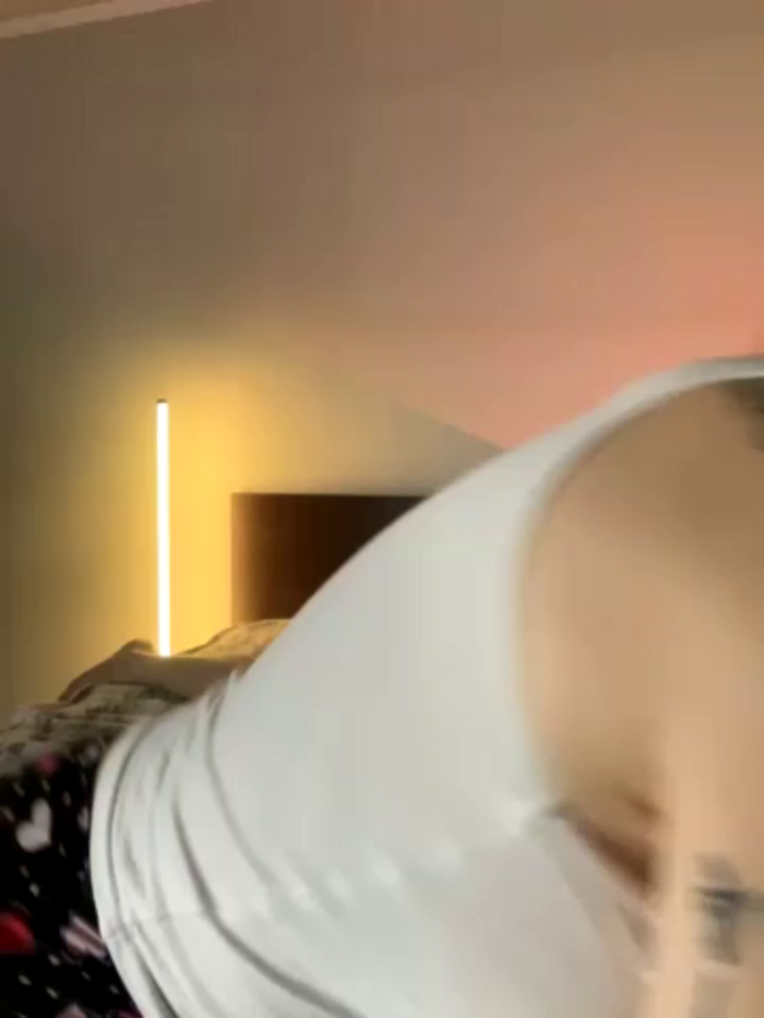 niki7377