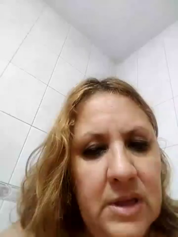 Hotbabysucks1