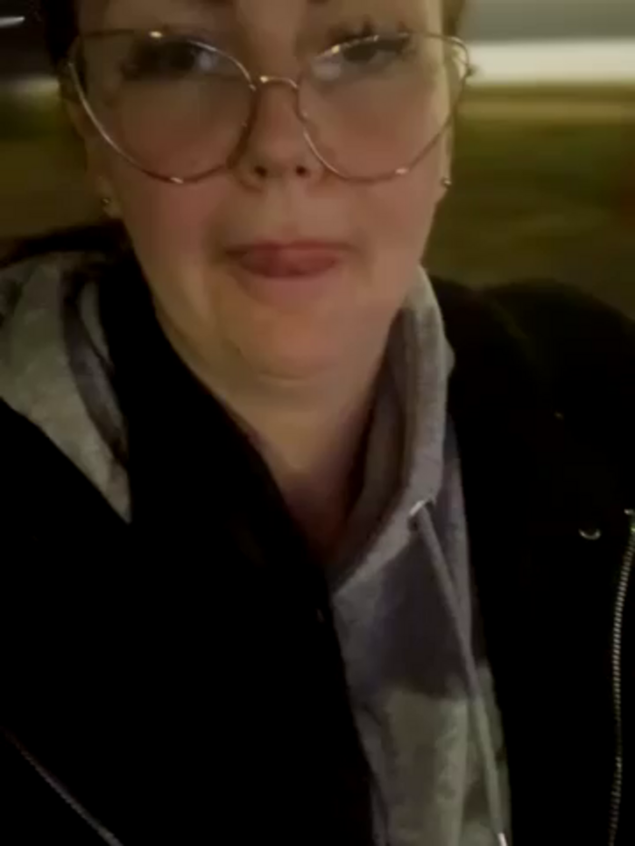 Young_hot_mom