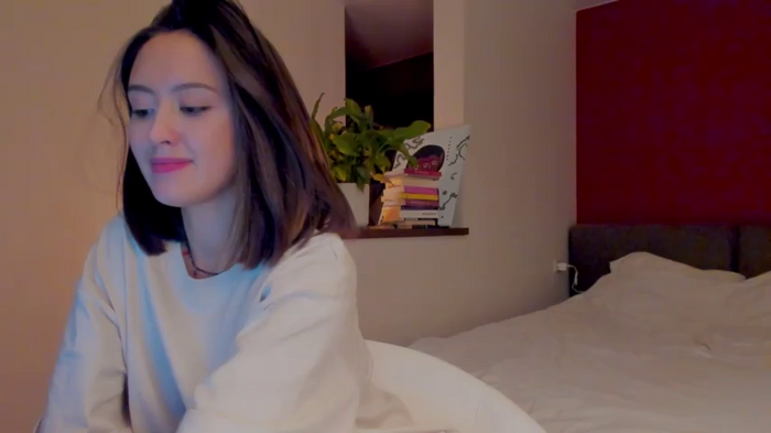 Alexa_Girl1