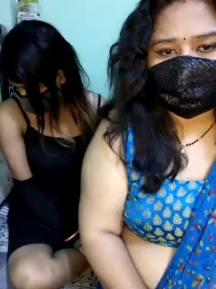 Indian_hotmilfs