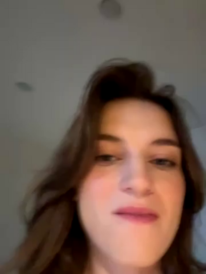 -AngelAri-