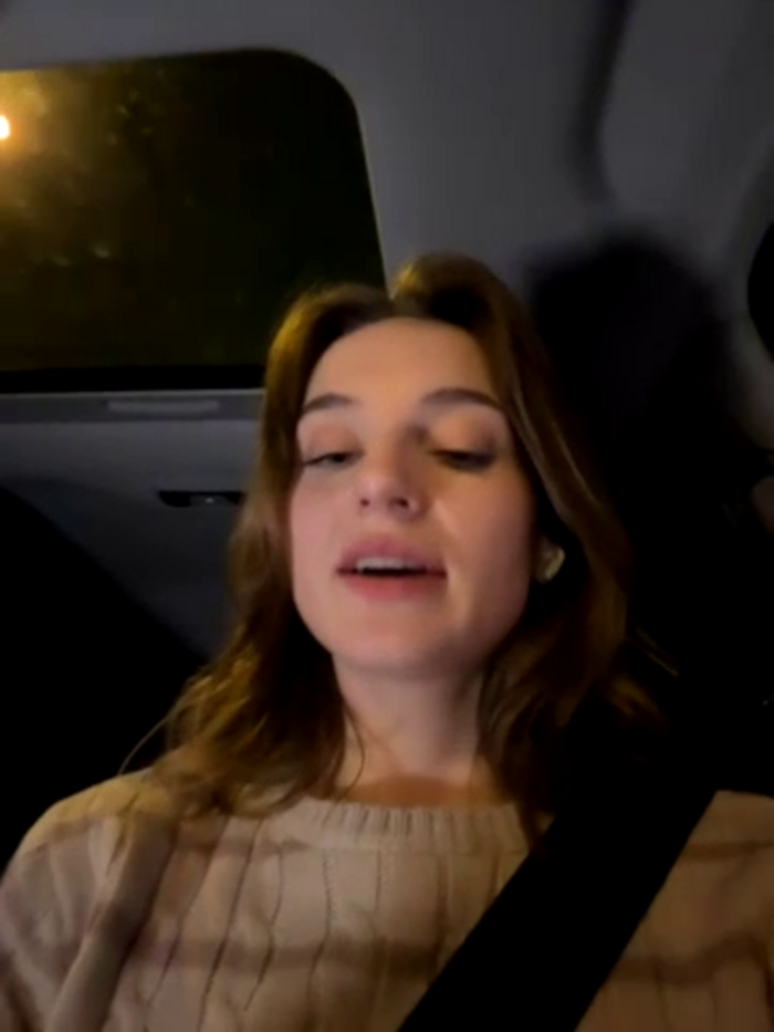 -AngelAri-