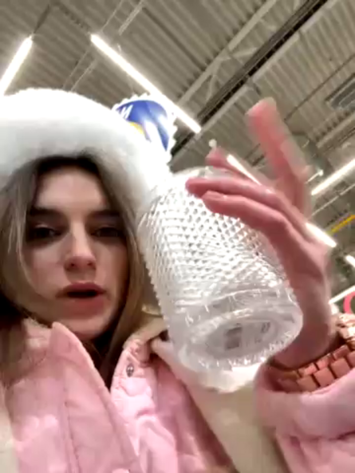 -AngelAri-