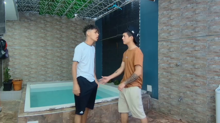 badguyss_bisex