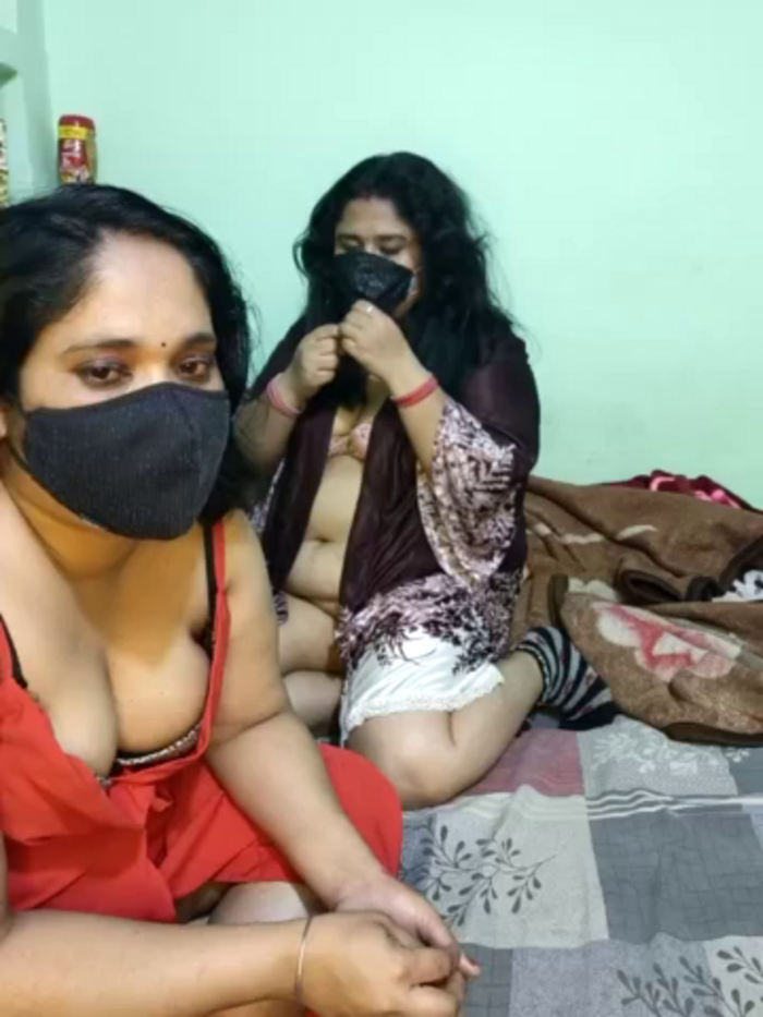 Indian_hotmilfs