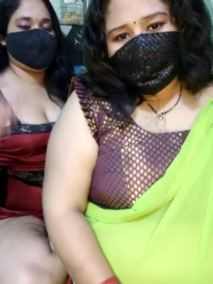 Indian_hotmilfs