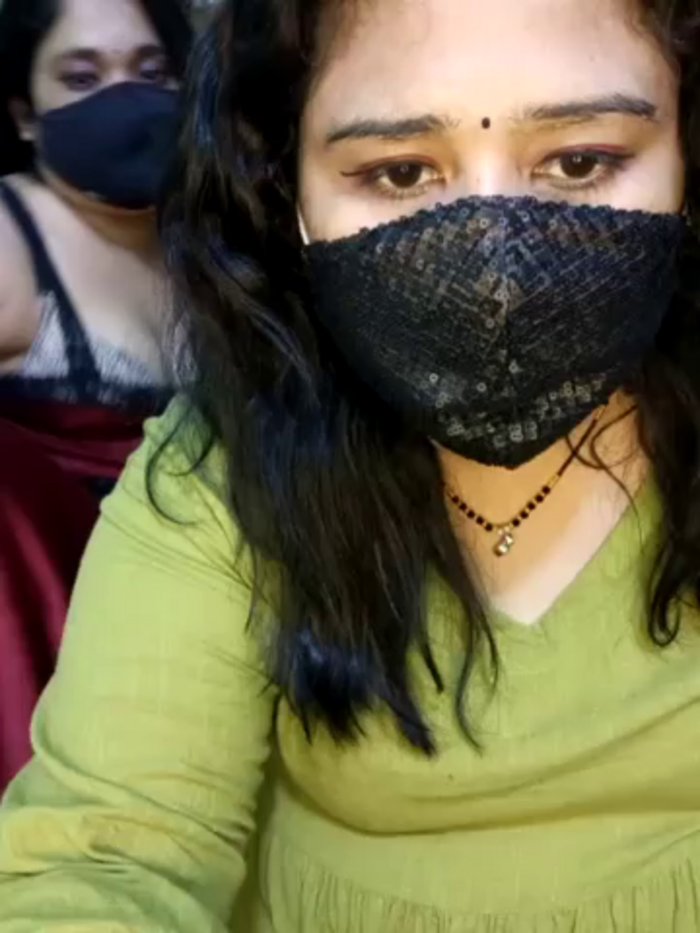 Indian_hotmilfs