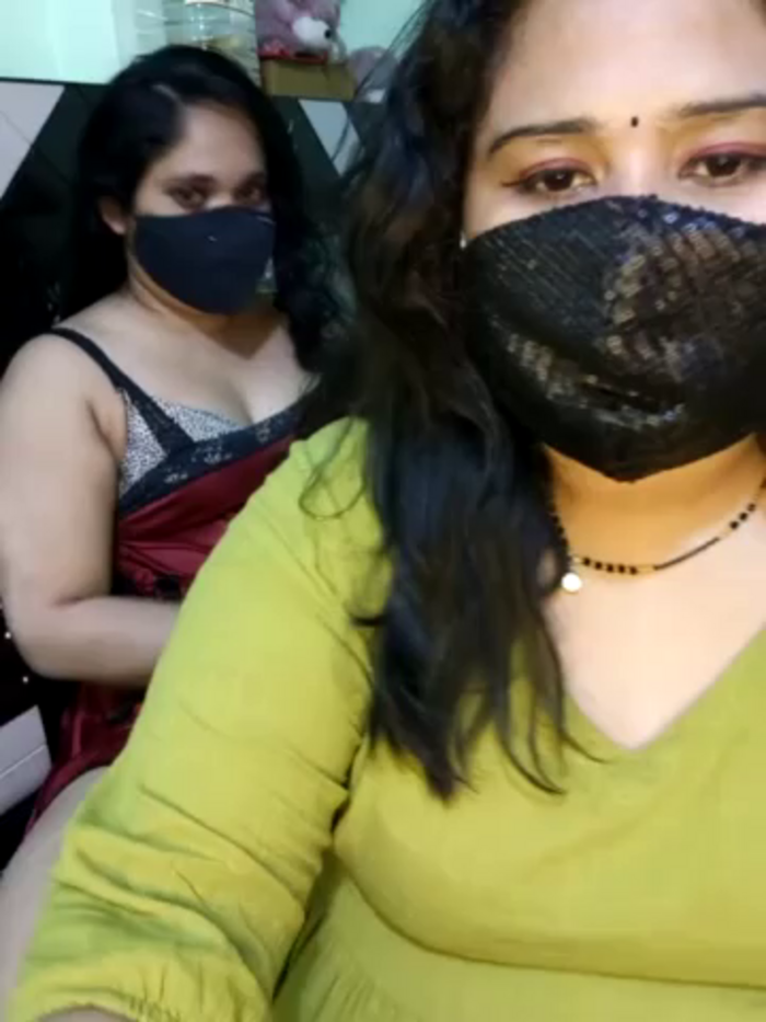 Indian_hotmilfs