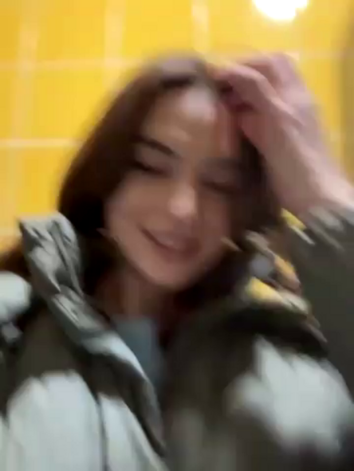 -AngelAri-