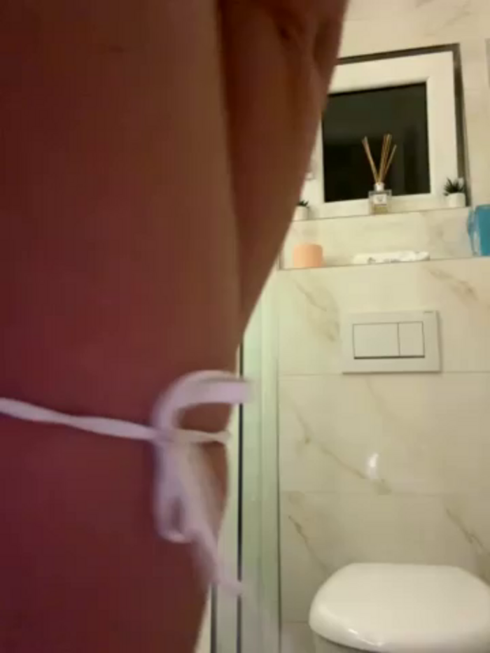 Young_hot_mom