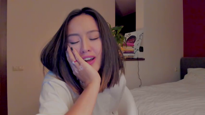 Alexa_Girl1
