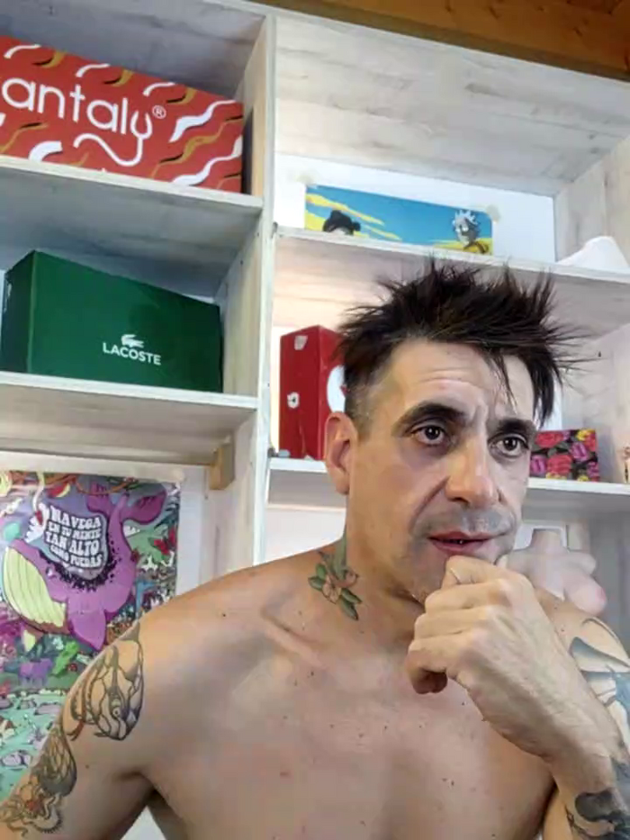 Elnonoykeila77