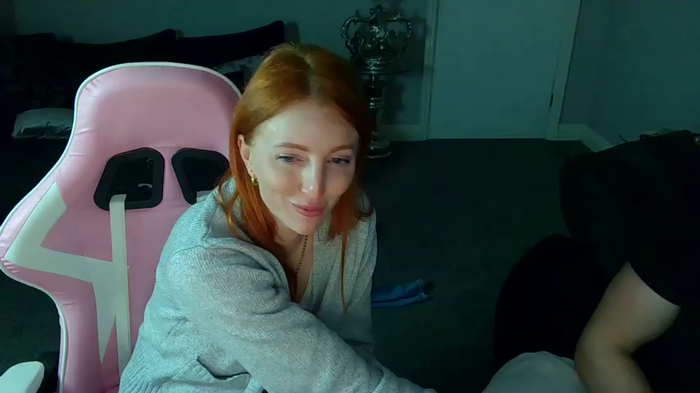 Red_firesquirt