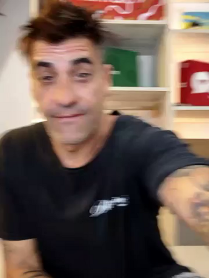 Elnonoykeila77
