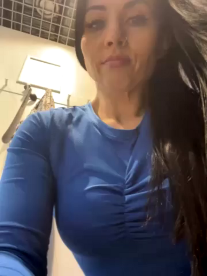 CrazzyChicks