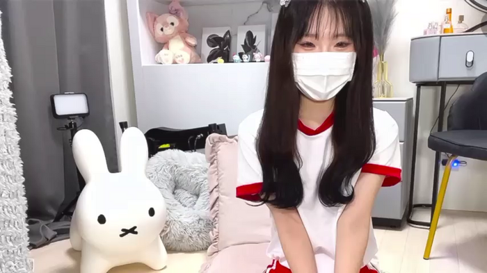 Hina4583