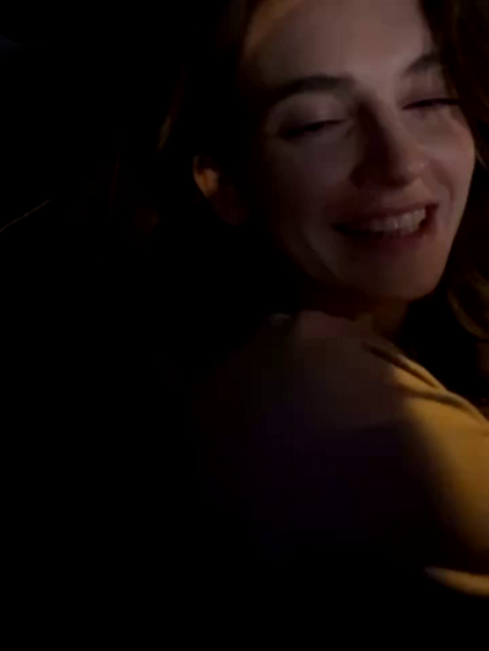 -AngelAri-