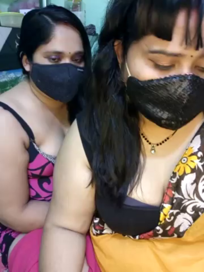 Indian_hotmilfs