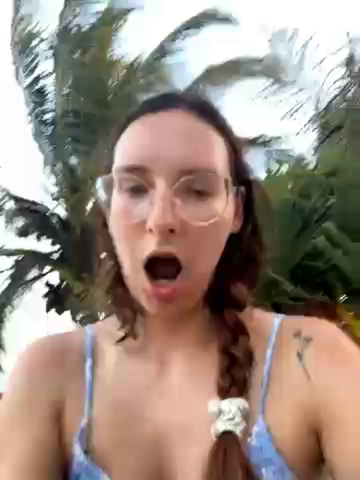 The_Snowwhitee