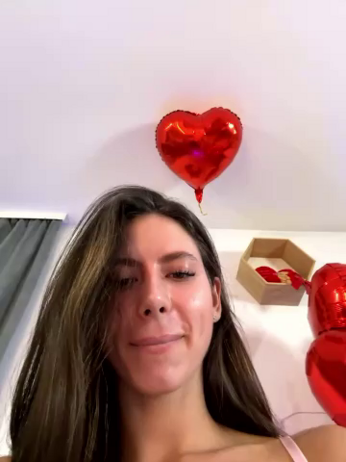 Ellzaa_