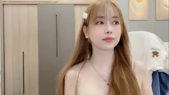 ANNA102