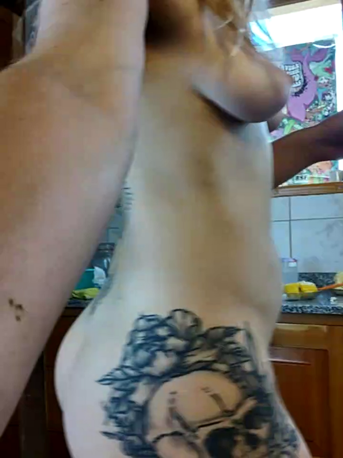 Elnonoykeila77
