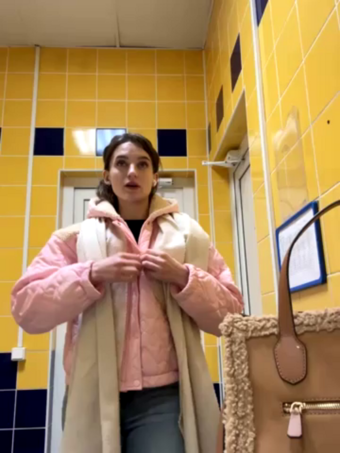 -AngelAri-