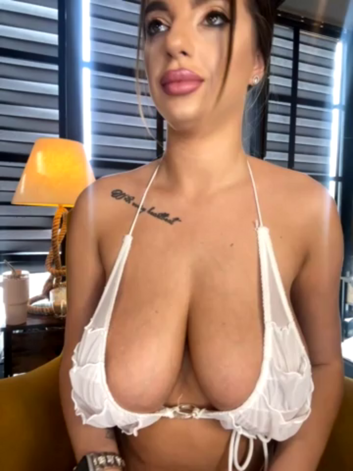 CassieJollie