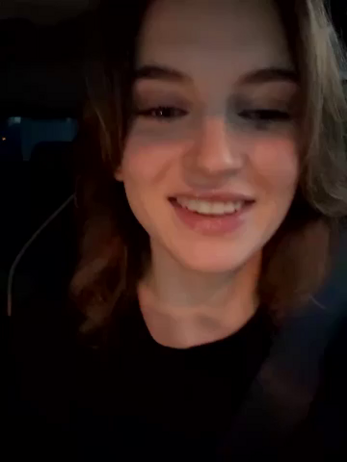 -AngelAri-