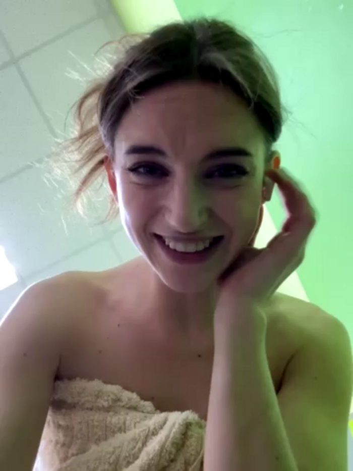 -AngelAri-